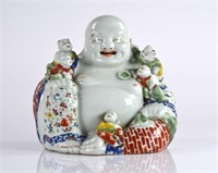 CHINESE FAMILLE ROSE PORCELAIN BUDDHA WITH KIDS