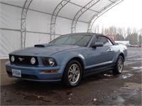 2005 Ford Mustang Convertible 2D Coupe