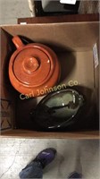 BOX WITH POTTERY VASE, MISC
