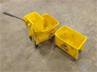 NEW COMMERCIAL ROLLING MOP BUCKETS, WRINGER