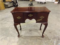 CHERRY SIDE CABINET / SMALL BUFFET