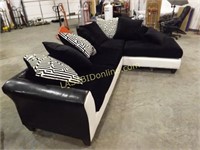 BLACK & WHITE SECTIONAL with PILLOWS