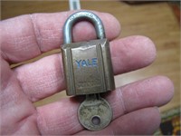 VINTAGE SMALL YALE BRASS PADLOCK LOCK WITH KEY