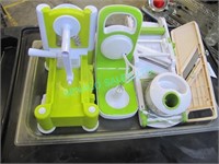 LOT, ASST PLASTIC SPIRALIZER & SLICERS