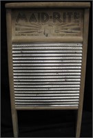 12" x 24" Vintage MAID-RITE Washboard