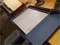 BED TRAY, BOSTON 26912 PAPER CUTTER 12"