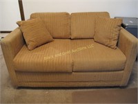 Twin Size Hide a Bed Love Seat