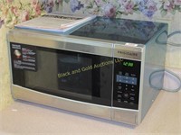 Frigidaire Space Wise Microwave Oven