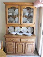 46 Inch Wide Oak China Cabinet