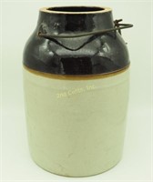 Antique Stoneware Pottery 1/2 Gallon Jar W Bail