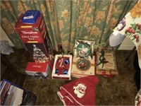 LOT OF VINTAGE CHRISTMAS DECORATIONS