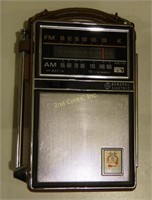 Vintage General Electric 15 Transistor Radio