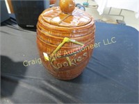 whiskey barrel cookie jar