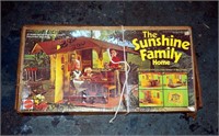1973 Mattel Sunshine Family House Original Box Toy