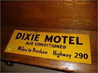 DIXIE MOTEL SIGN