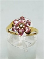 10K Yellow Gold 1 ct Pink Sapphire Ring