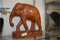 Vtg Wooden Hand Carved Elephant Statuette