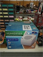 Table top humidifier