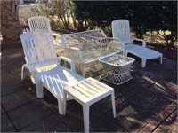 (2) PATIO CHAIRS, LOVESEAT FRAME AND STAND