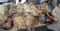 TABLE OF MISCELLANEOUS DOLLS