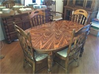 DINING ROOM TABLE AND 6 CHAIRS, LEAF,