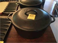 LOGDE CAST IRON POT 101/4"-8