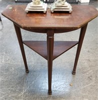 SMALL 2 TIERED 3 LEGGED ACCENT TABLE