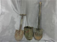 1968 Entrenching Tool in Pouch -WW1 US Shovel