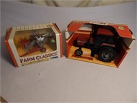 ERTL Small Tractor Combine & Tractor in Boxes