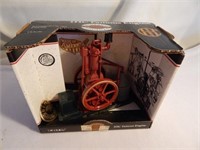 ERTL IHC Famous Vertical Engine, 1/8 Scale