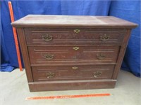 antique oak 3-drawer dresser