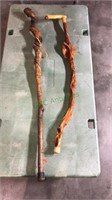 Pair of twisted wood canes/walking sticks (955)