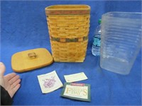 1995 longaberger mini waste basket with lid (1of4)