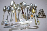 Quantity of souvenir spoons & flatware