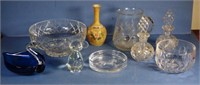 Quantity of vintage glass & art glass