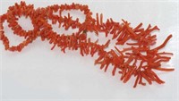 Long gradated salmon coral necklace