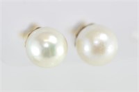 Cultured pearl and gold earrings