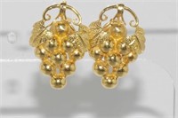 14ct yellow gold earrings in grape style