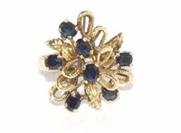 9ct gold and sapphire ring