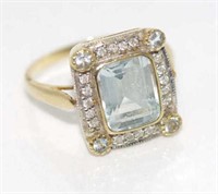 9ct yellow gold, aquamarine and diamond ring