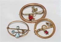 Three vintage 9ct rose gold brooches with pearls