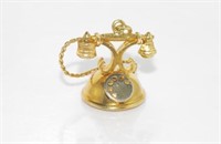 18ct yellow gold charm - old fashioned telephone