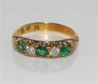 Vintage 18ct yellow gold diamond & emerald ring