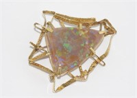 14ct yellow gold opal brooch