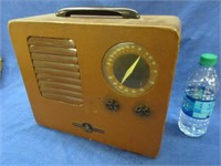antique emerson radio