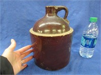 old 1 gallon brown stone jug (chips)