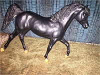 Breyer Black Stallion #401