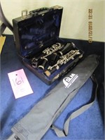 USED clarinet in case w/ black metal music stand