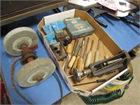 1flat of threaders, tool holder, tooling,