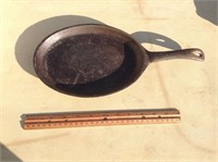 Cast Iron Oval Skillet Pan